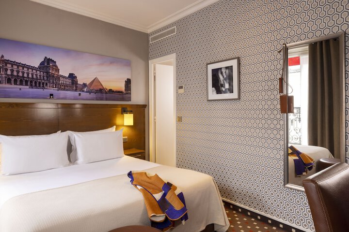 Room 34 of 82