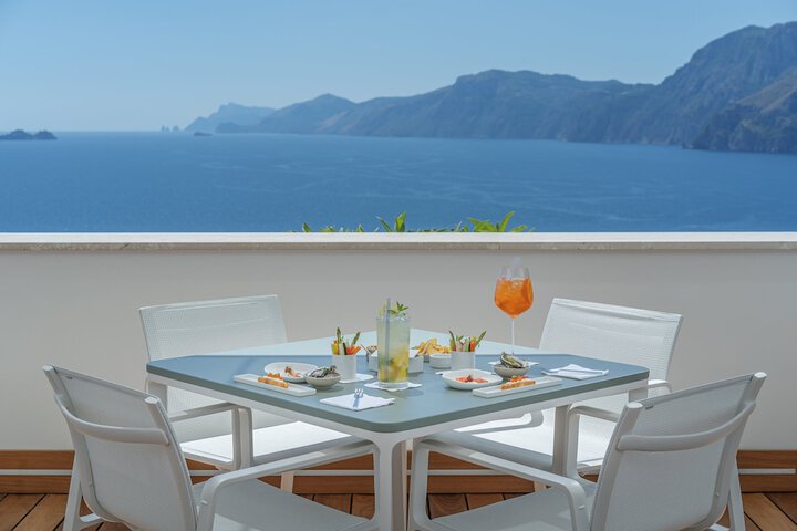 Dining 88 of 173