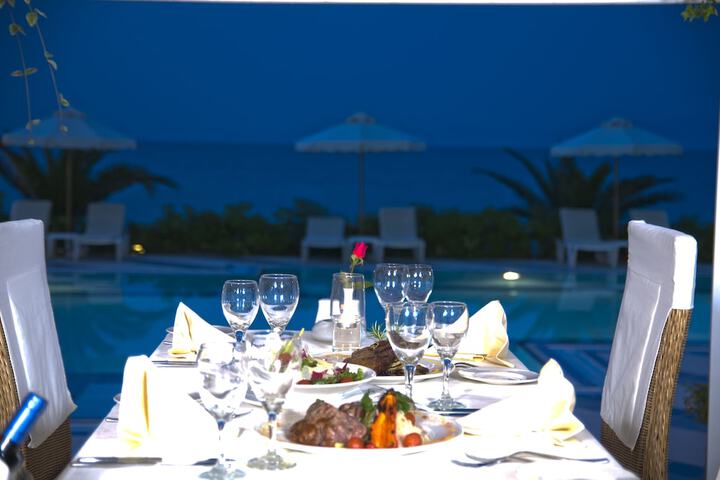 Dining 285 of 417
