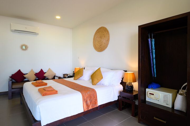 Room 57 of 200