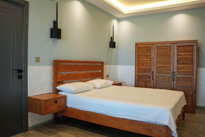 Room 20 of 83