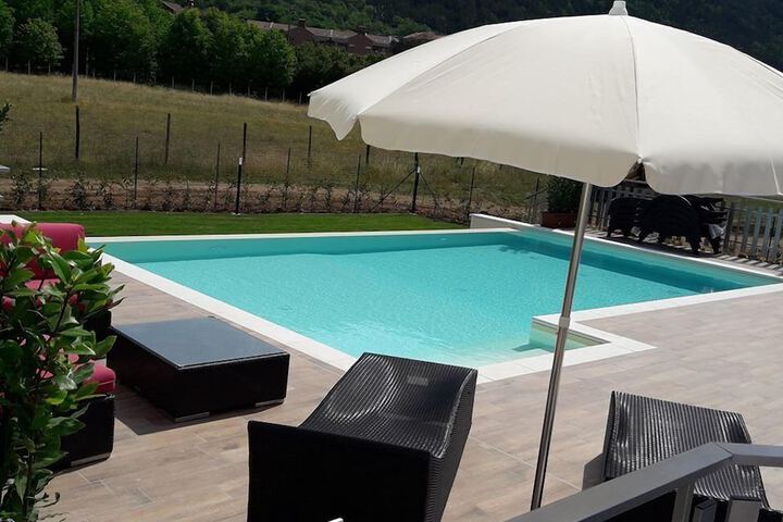 Pool 42 of 53