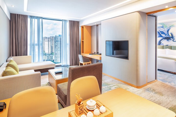 Room 4 of 116