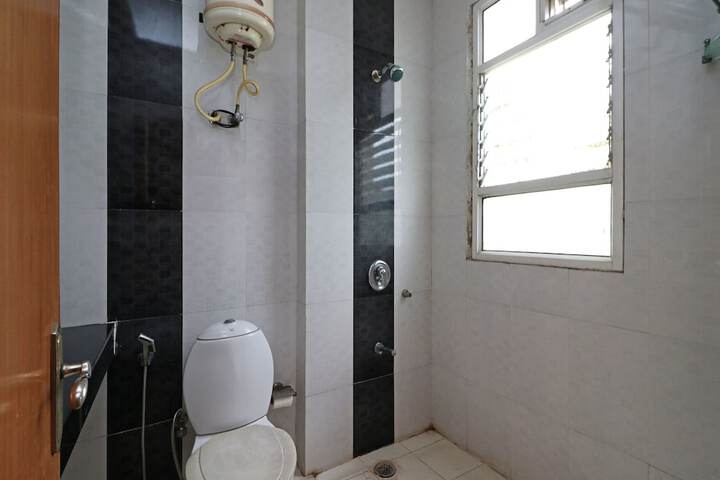 Room 12 of 12