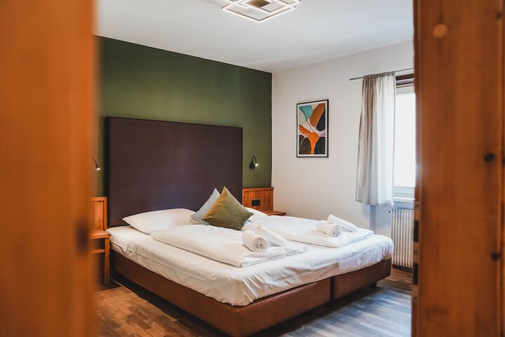Room 22 of 119