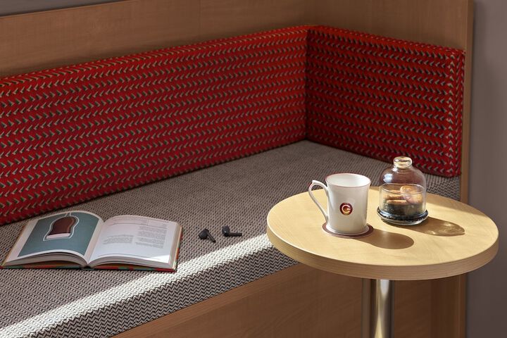 Room 9 of 47