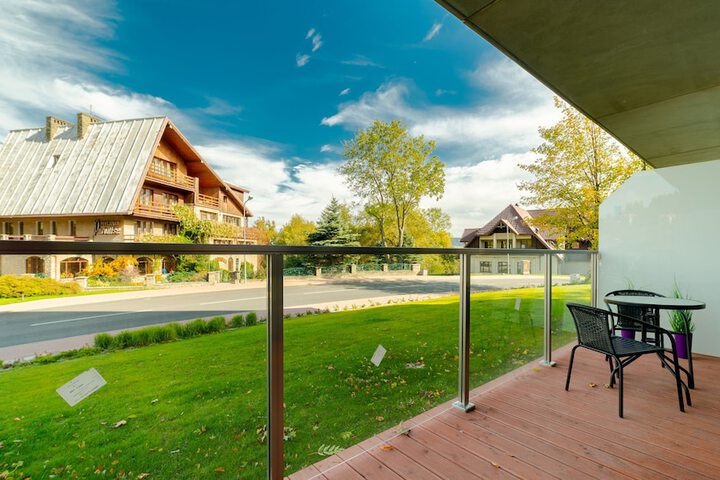 Terrace/Patio 300 of 375