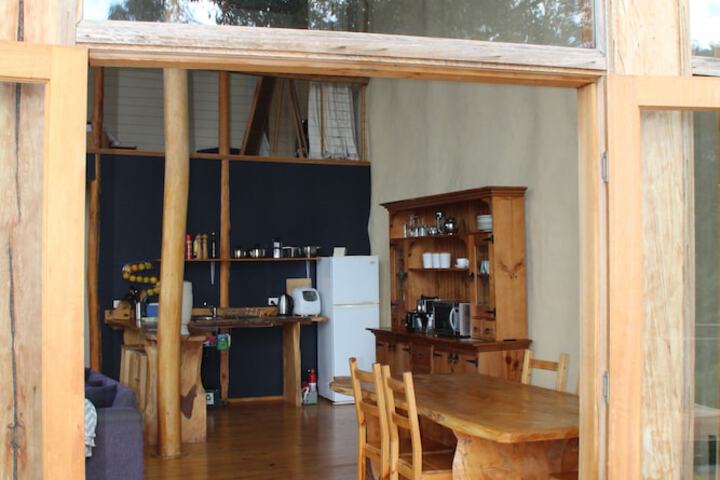 Room 17 of 27