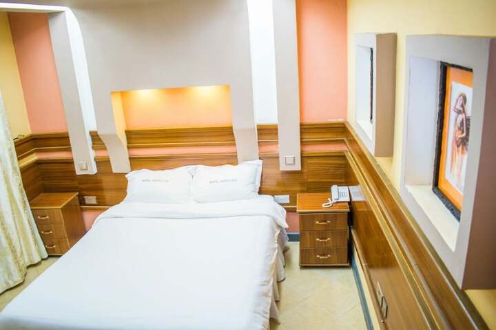 Room 16 of 55