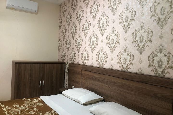 Room 5 of 21
