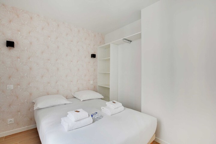 Room 16 of 92