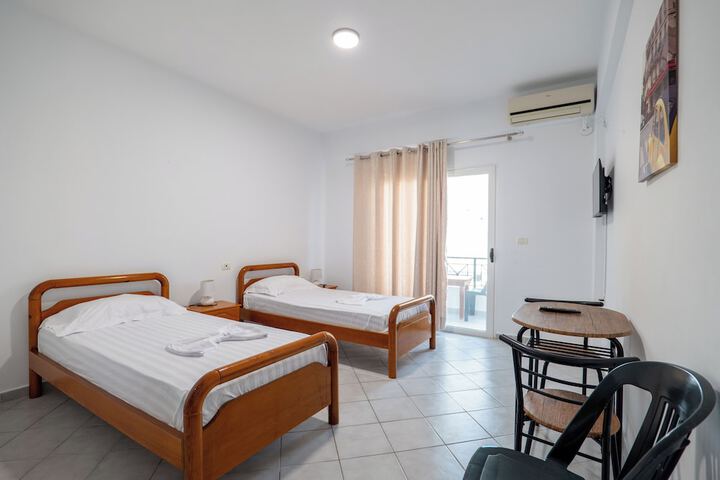 Room 29 of 81