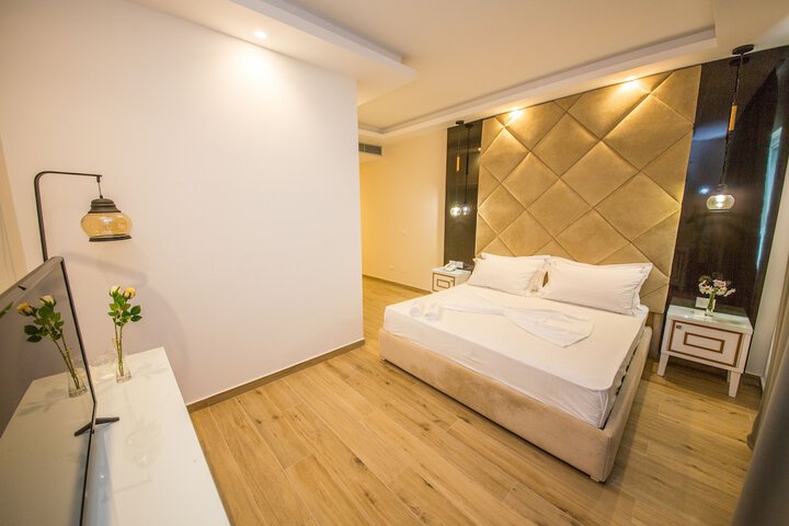 Room 21 of 89