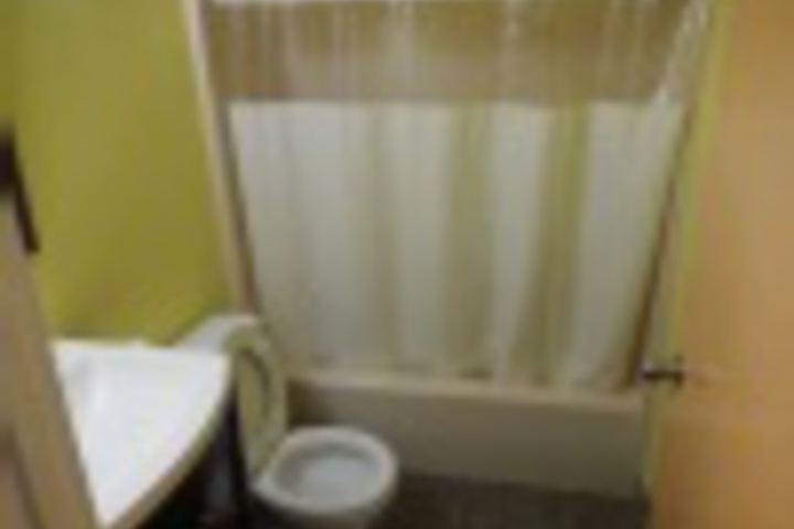 Room 123 of 131