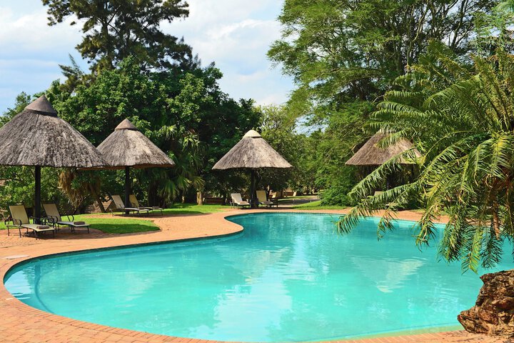 Pools & Facilities