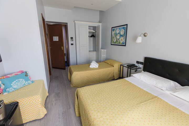Room 19 of 27