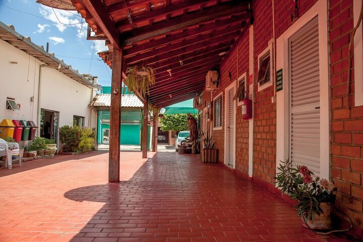 Hotel Entry