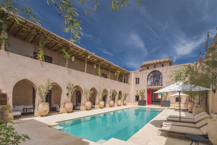 Hotel Pool