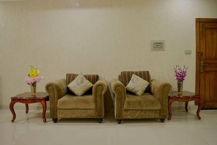 Room 60 of 83