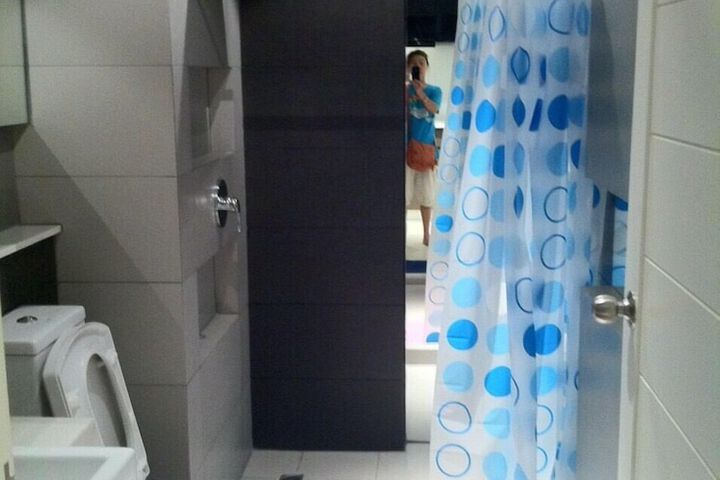 Room 12 of 25