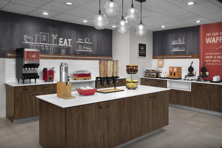 Breakfast/Coffee Service 37 of 45