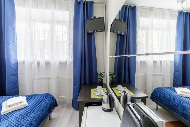 Room 27 of 75