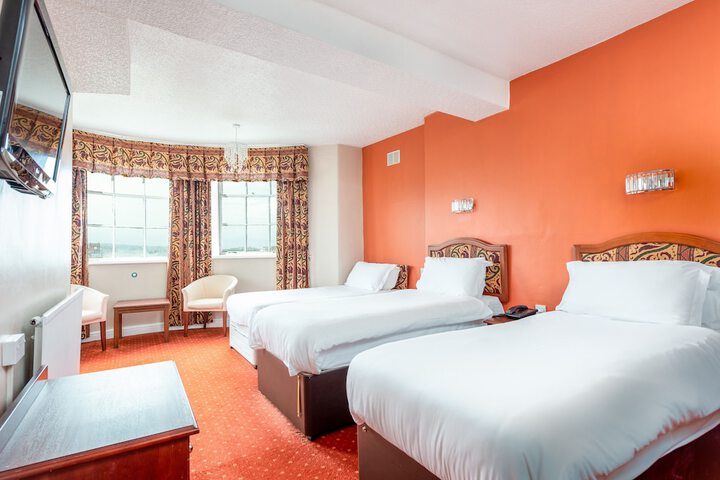Room 45 of 95