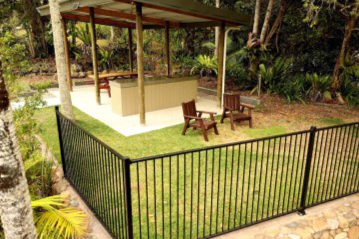 Property Grounds 16 of 19