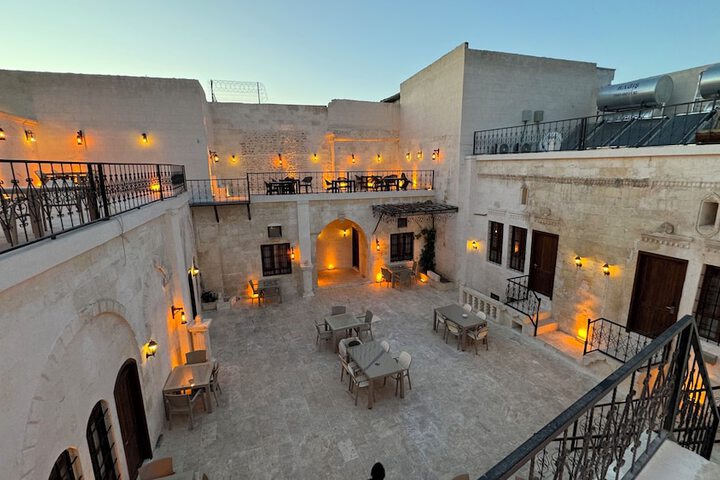Hotel Exterior 65 of 66