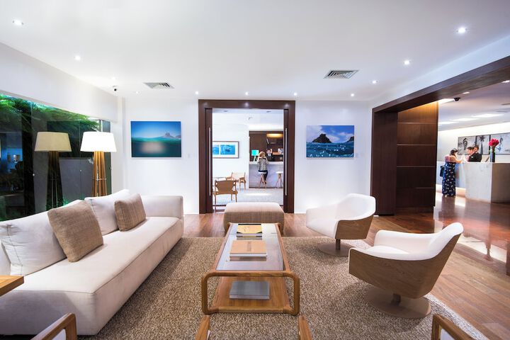 Guest Lobby