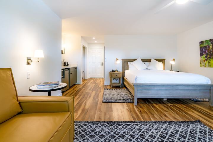 Room 15 of 106