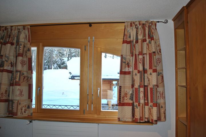 Room 6 of 38