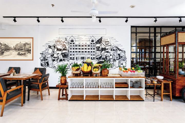 Breakfast area