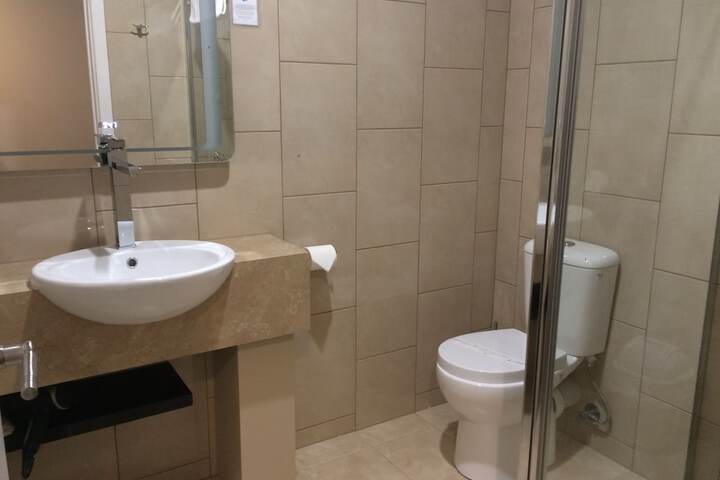 Room 15 of 21