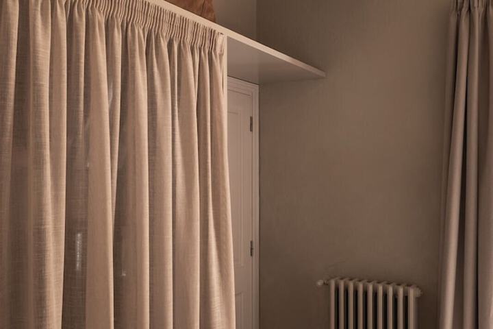 Room 9 of 73