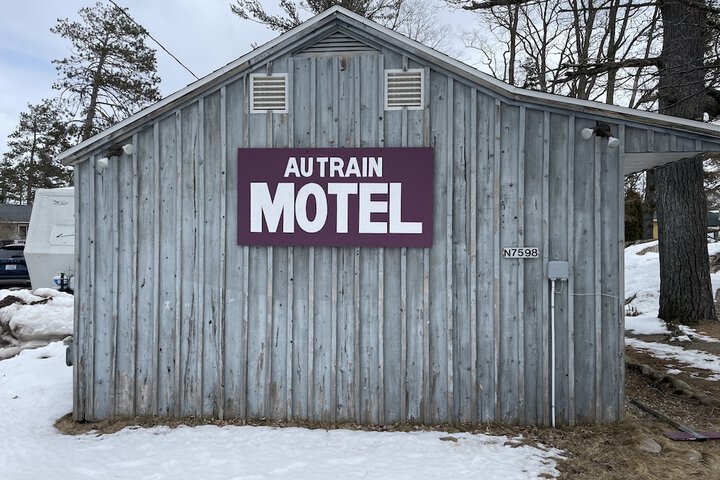 Hotel 7 of 8