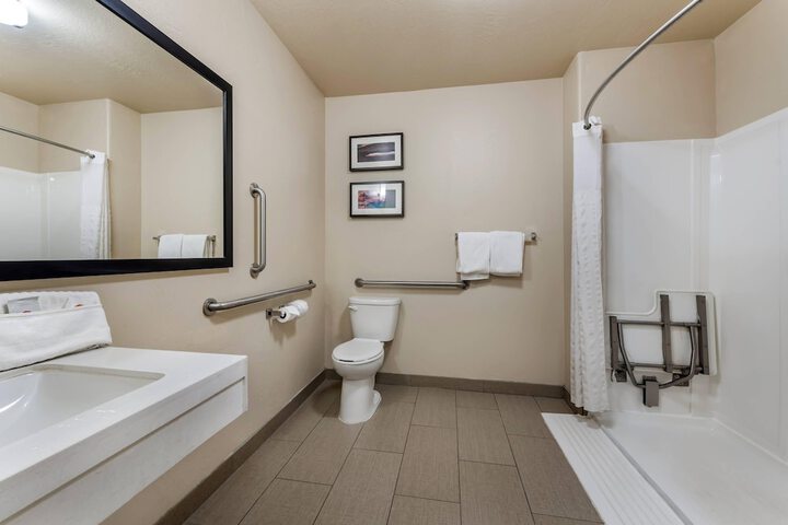 Room 42 of 91