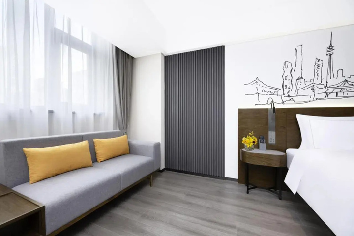 Room 3 of 15