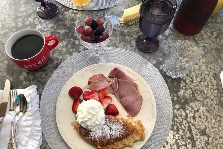 Breakfast/Coffee Service 46 of 66