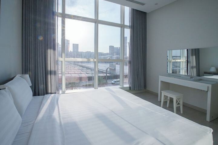 Room 14 of 42