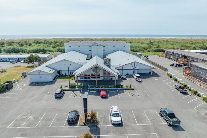 Ocean Paradise Hotel &  Resort in Ocean Shores, WA