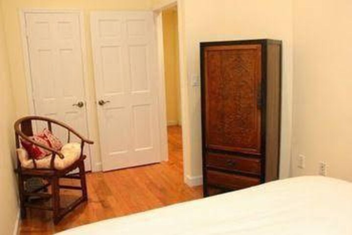  Herrick Guest Suites 18th Street Apartment 2