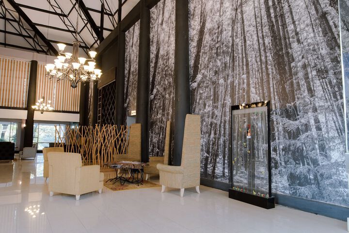 Lobby Photos