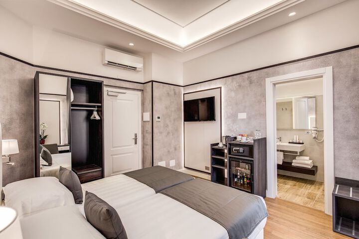 Room 39 of 79
