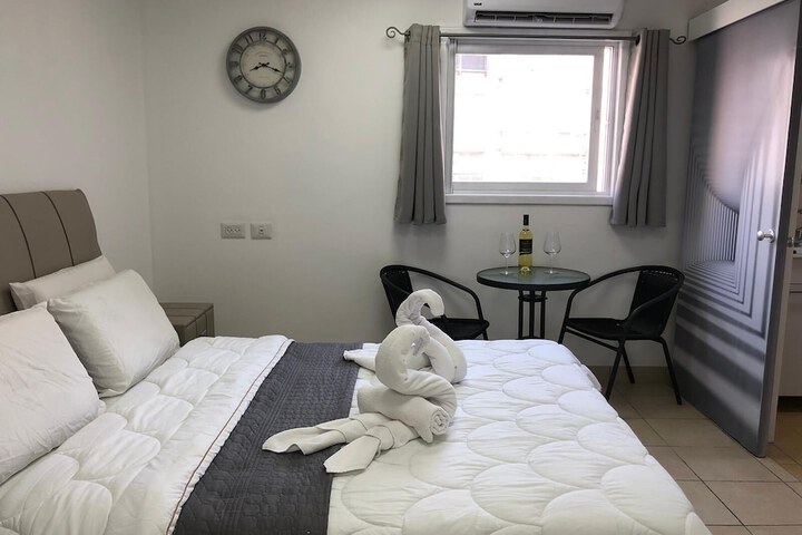 Room 64 of 140