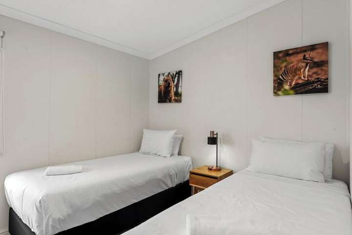 Room 20 of 100