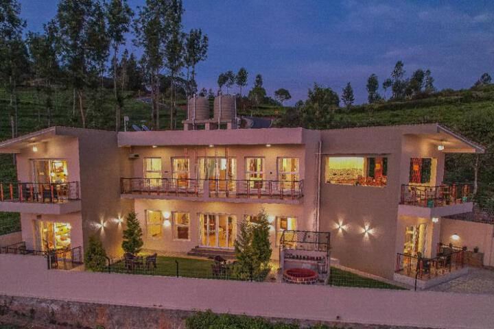 Penta - Luxury Villa by Indo Stays