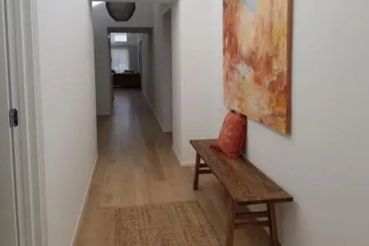 Room 7 of 14