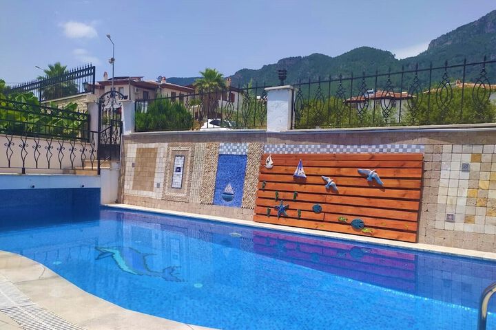 Pool 72 of 91