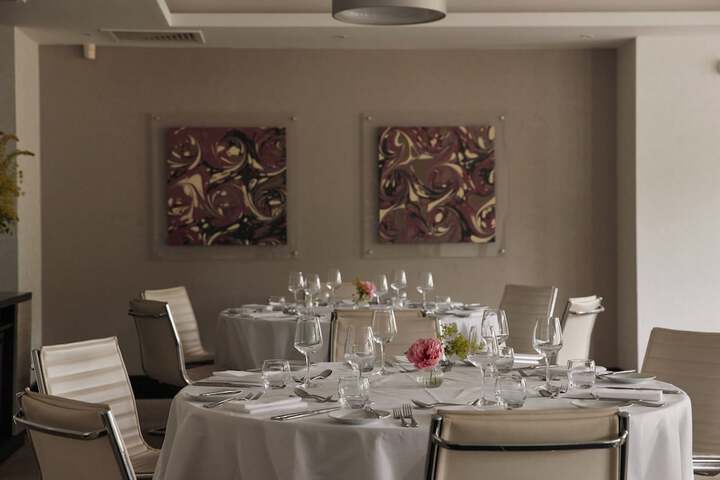 Dining 44 of 66